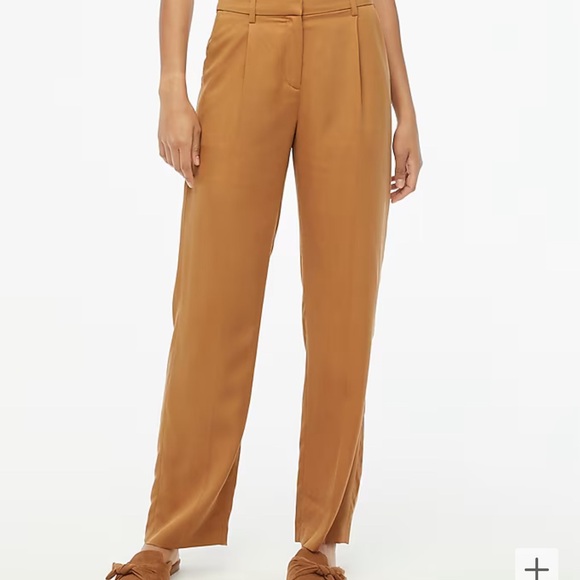 Drapey, Twill pleated wide leg pant - worn once - Picture 1 of 1